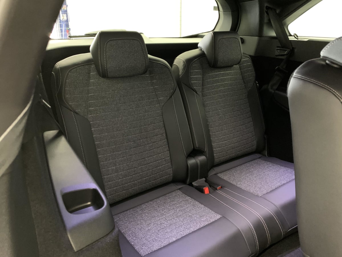 PEUGEOT 5008 Hybrid 145 e-DCS6 Allure