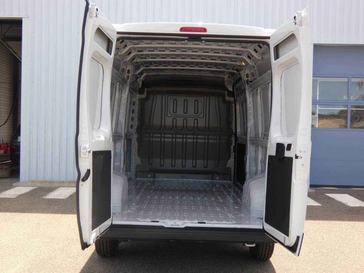 CITROEN JUMPER FOURGON TOLE 35 L3H2 180 S S BVA8