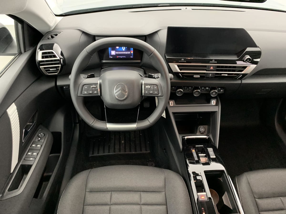 CITROEN C4  HYBRIDE 136 E-DCS6 PLUS