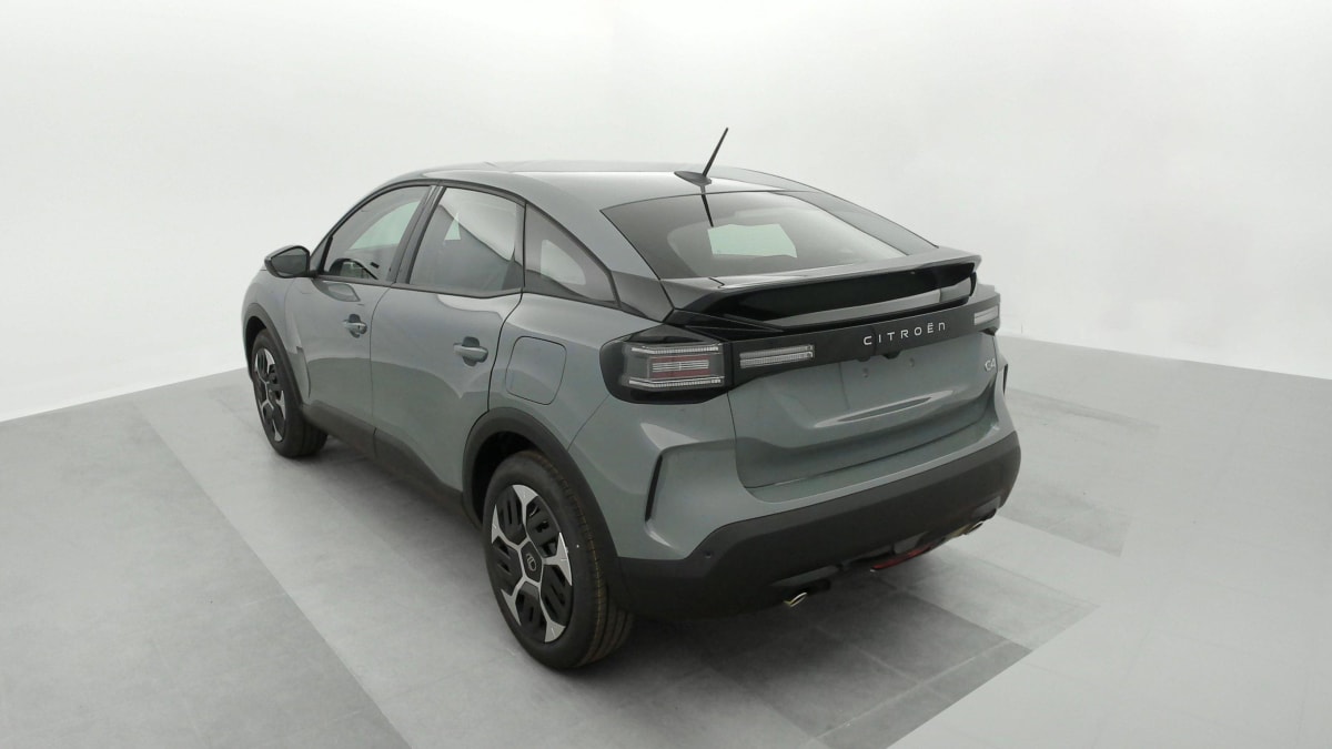 CITROEN C4  HYBRIDE 136 E-DCS6 PLUS