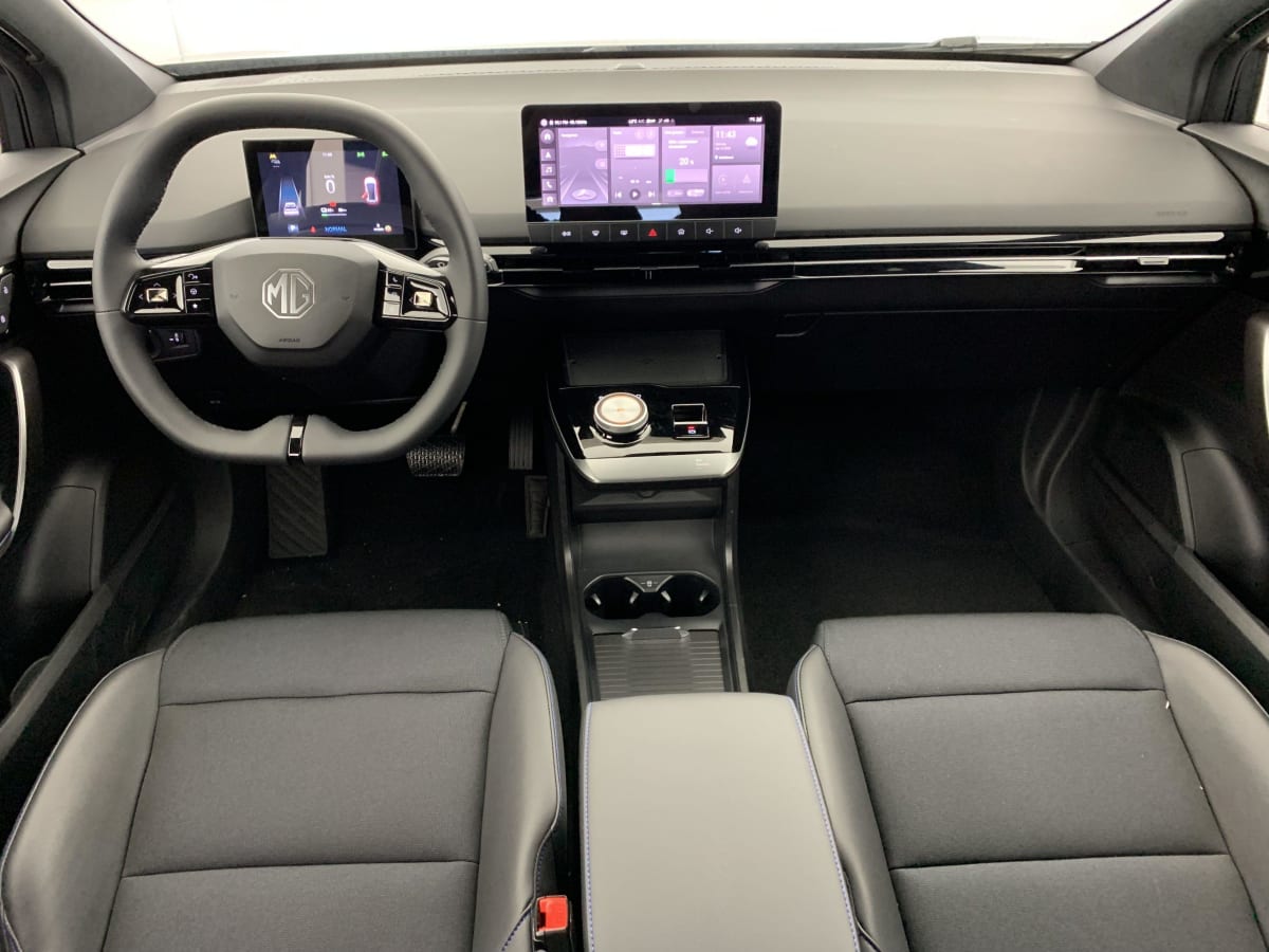 MG MG4 ELECTRIC 77KWH - 180 KW 2WD LUXURY