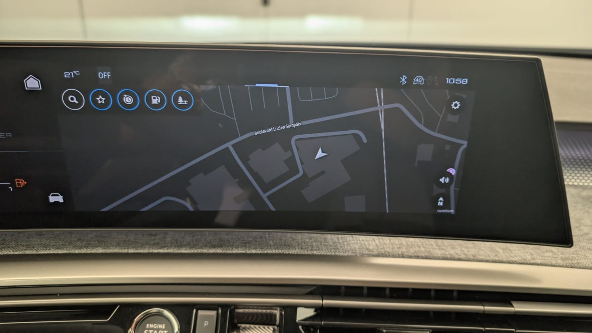 PEUGEOT 3008 Hybrid 145 e-DCS6 GT