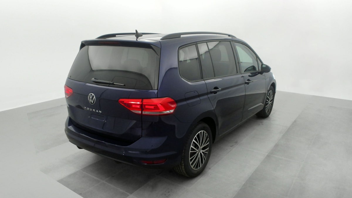 VOLKSWAGEN TOURAN 1.5 TSI EVO 150 DSG7 7pl VW Edition + Pack Easy