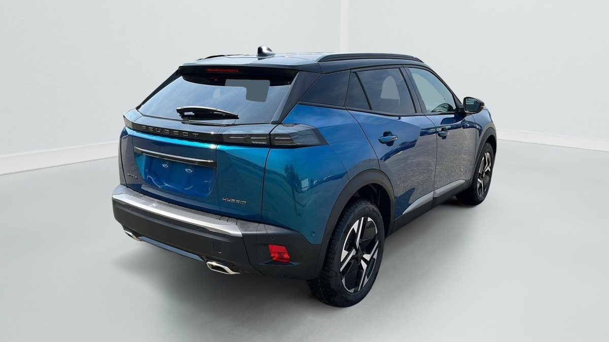PEUGEOT 2008 Hybrid 145 e-DCS6 GT