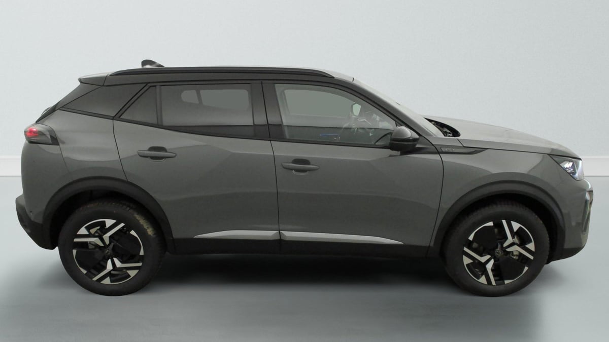 PEUGEOT 2008 Hybrid 145 e-DCS6 GT