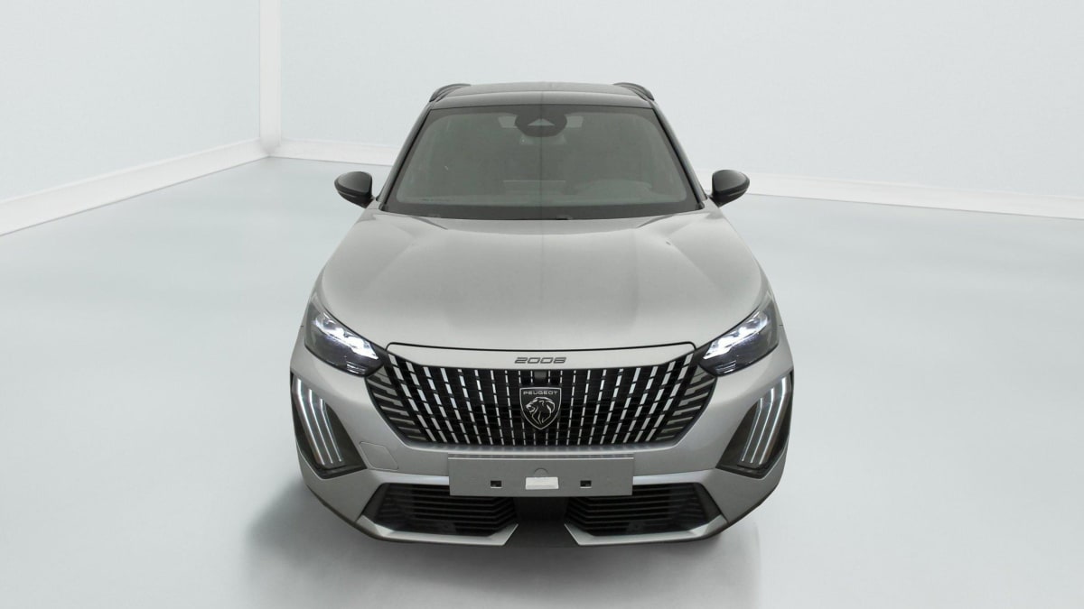PEUGEOT 2008 Hybrid 145 e-DCS6 GT