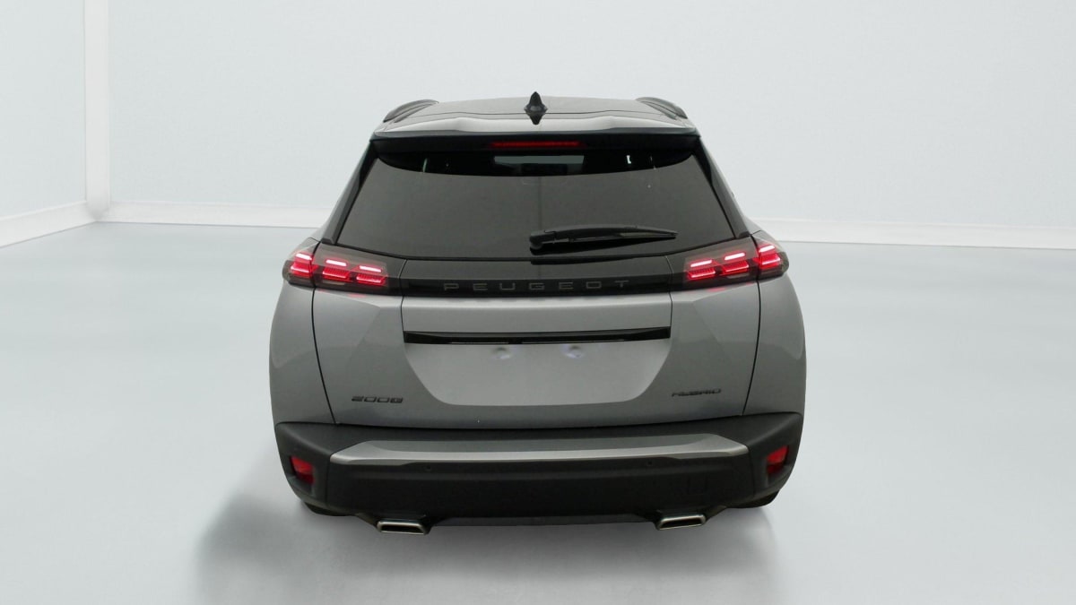 PEUGEOT 2008 Hybrid 145 e-DCS6 GT