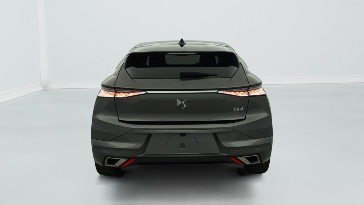 DS DS4 PureTech 130 EAT8 Rivoli