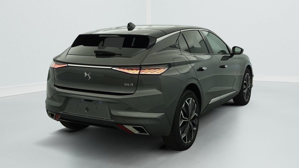 DS DS4 PureTech 130 EAT8 Rivoli