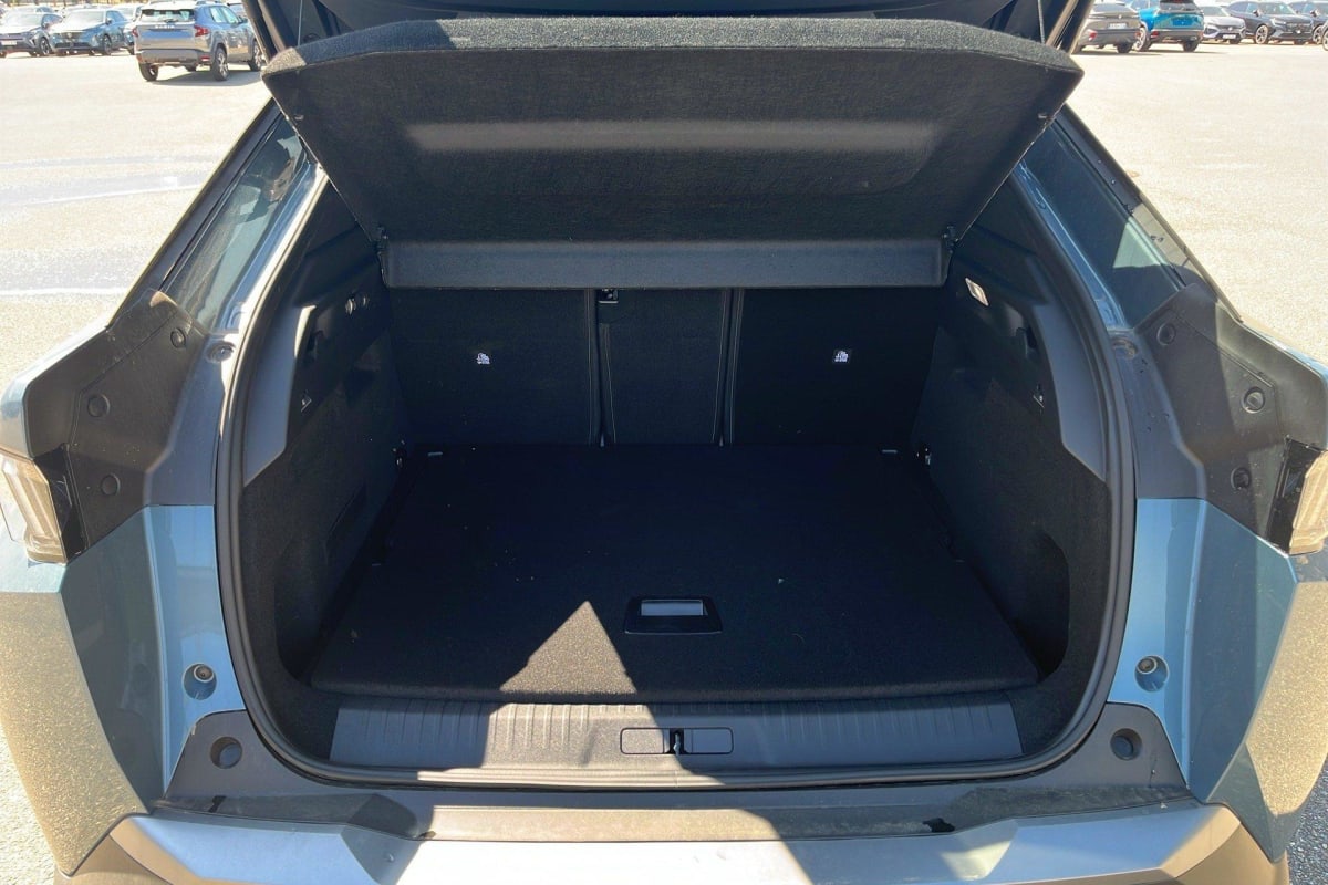 PEUGEOT 3008 Hybrid 145 e-DCS6 Allure