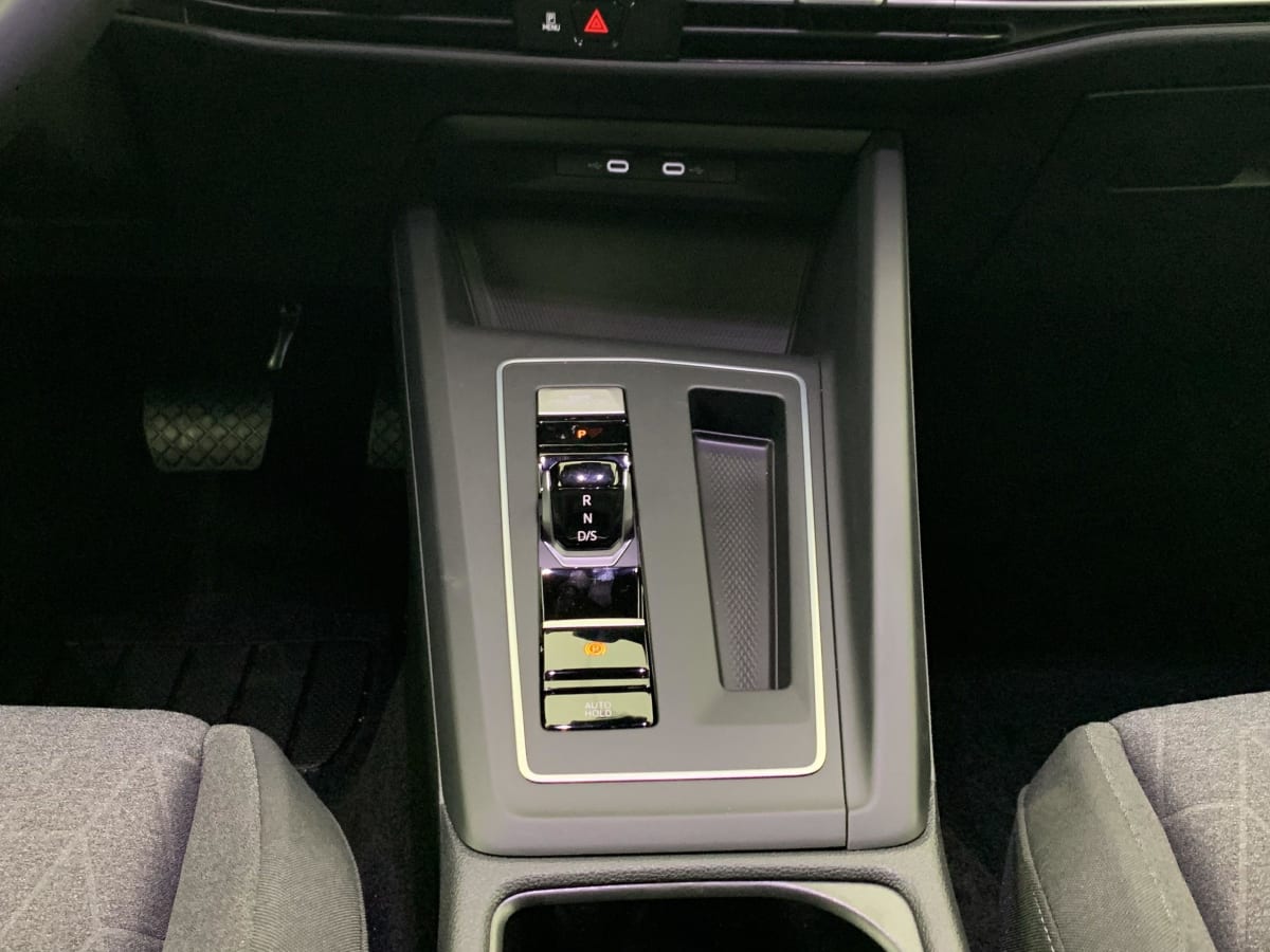 VOLKSWAGEN GOLF VIII 1.5 ETSI EVO2 150 DSG7 LIFE PLUS