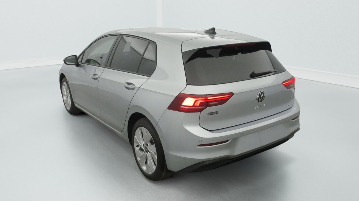 VOLKSWAGEN GOLF VIII 1.5 ETSI EVO2 150 DSG7 LIFE PLUS