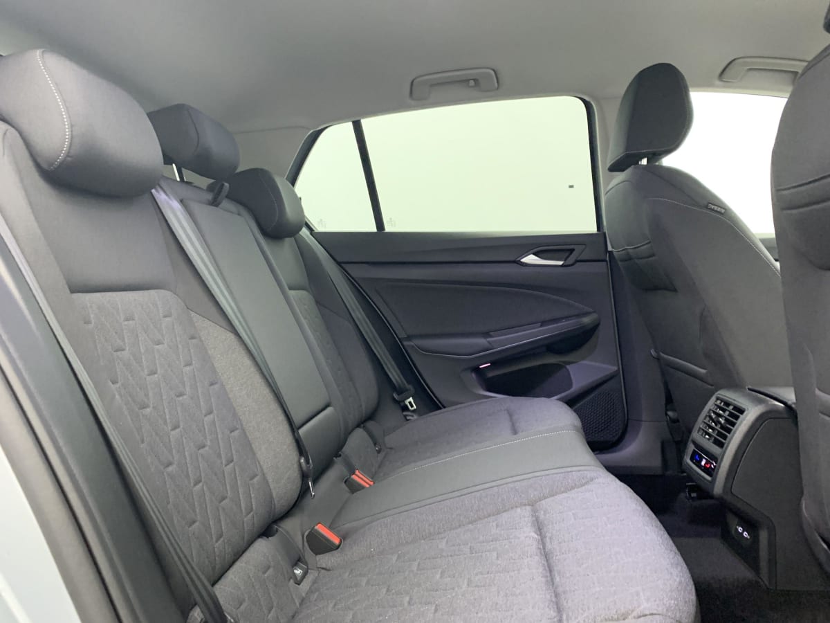 VOLKSWAGEN GOLF VIII 1.5 ETSI EVO2 150 DSG7 LIFE PLUS