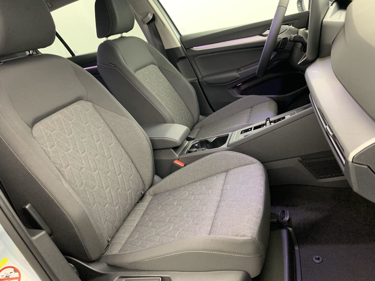 VOLKSWAGEN GOLF VIII 1.5 ETSI EVO2 150 DSG7 LIFE PLUS + PACK HIVER + PACK CONFORT + JA17 + GARANTIE 60 MOIS