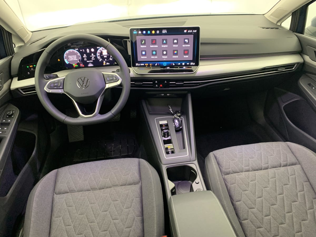 VOLKSWAGEN GOLF VIII 1.5 ETSI EVO2 150 DSG7 LIFE PLUS