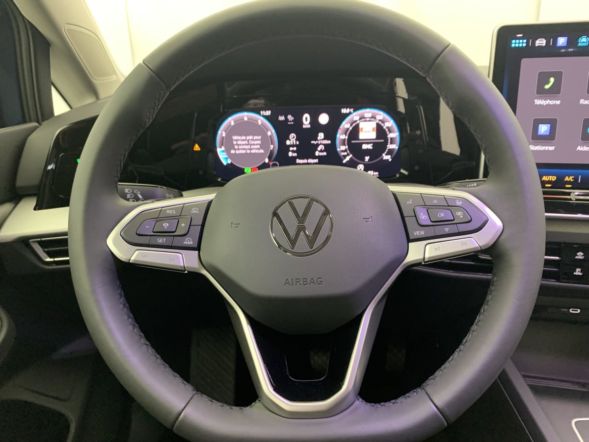 VOLKSWAGEN GOLF VIII 1.5 ETSI EVO2 150 DSG7 LIFE PLUS