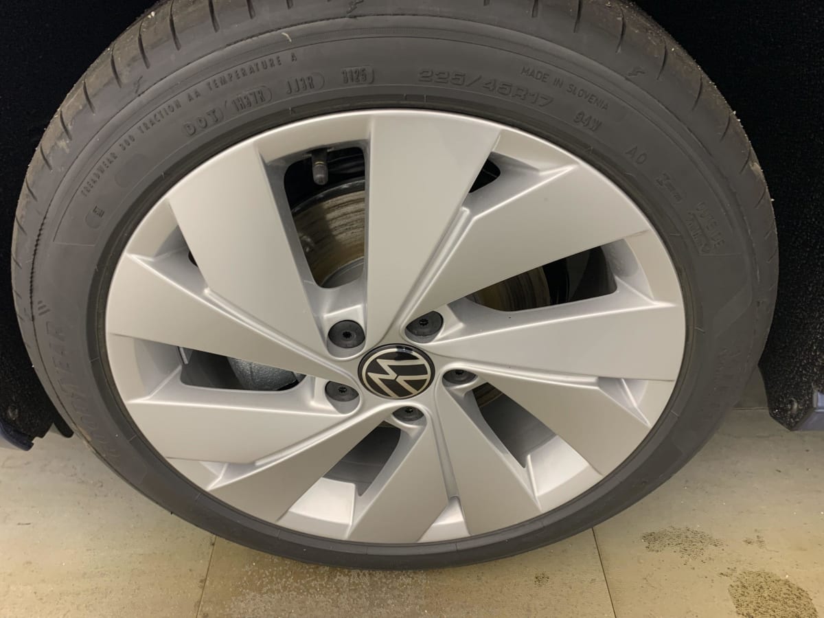 VOLKSWAGEN GOLF VIII 1.5 ETSI EVO2 150 DSG7 LIFE PLUS