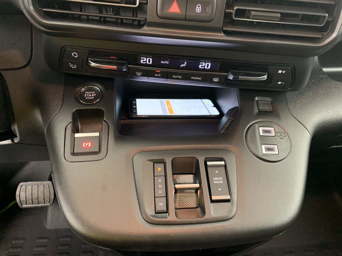 PEUGEOT PARTNER XL 950 KG BLUEHDI 130 S S EAT8