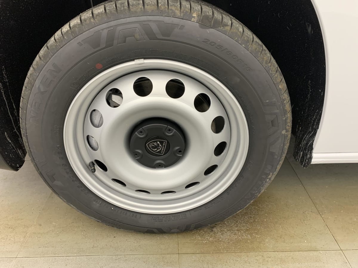 PEUGEOT PARTNER XL 950 KG BLUEHDI 130 S S EAT8