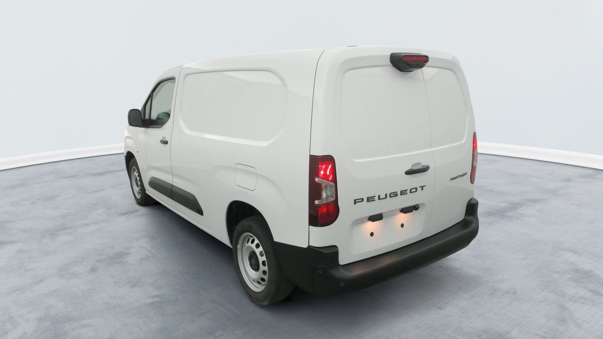 PEUGEOT PARTNER XL 950 KG BLUEHDI 130 S S EAT8