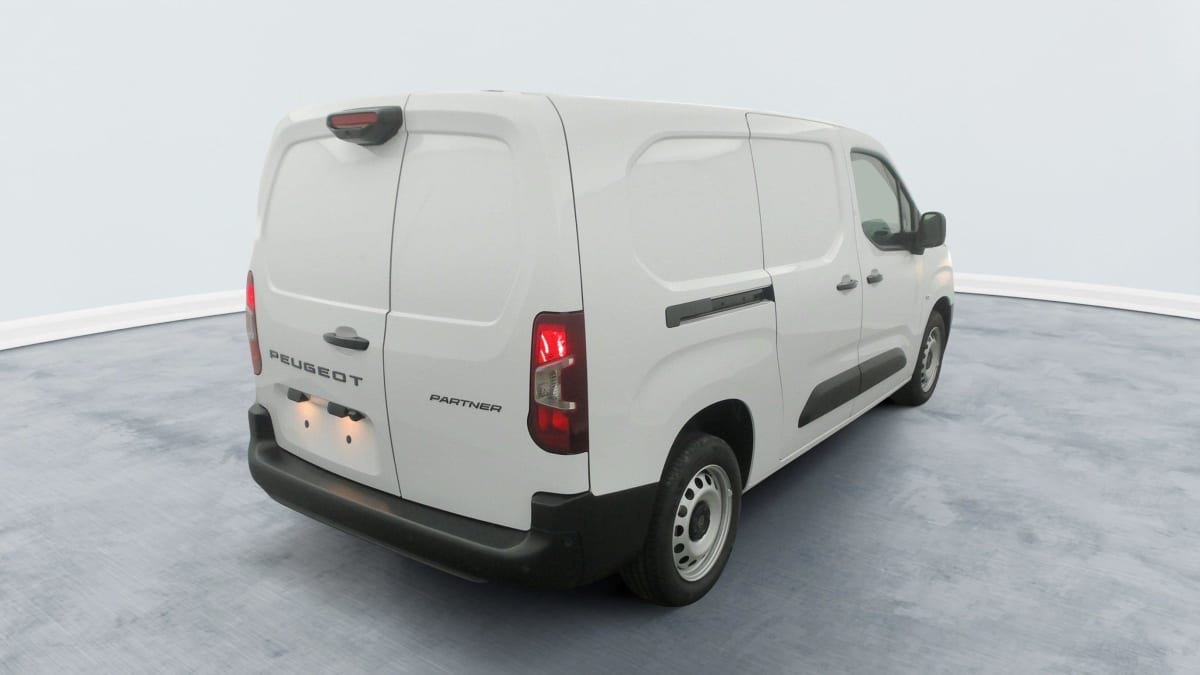 PEUGEOT PARTNER XL 950 KG BLUEHDI 130 S S EAT8
