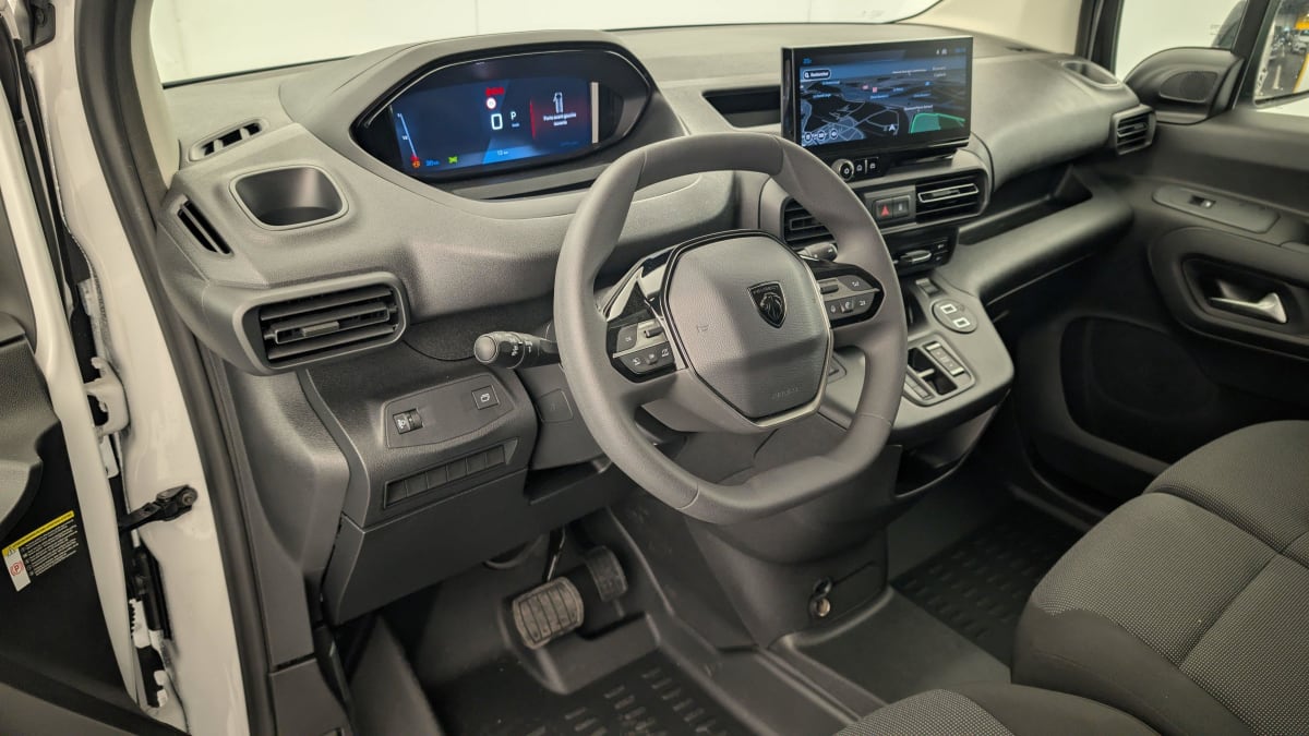 PEUGEOT PARTNER XL 950 KG BLUEHDI 130 S S EAT8