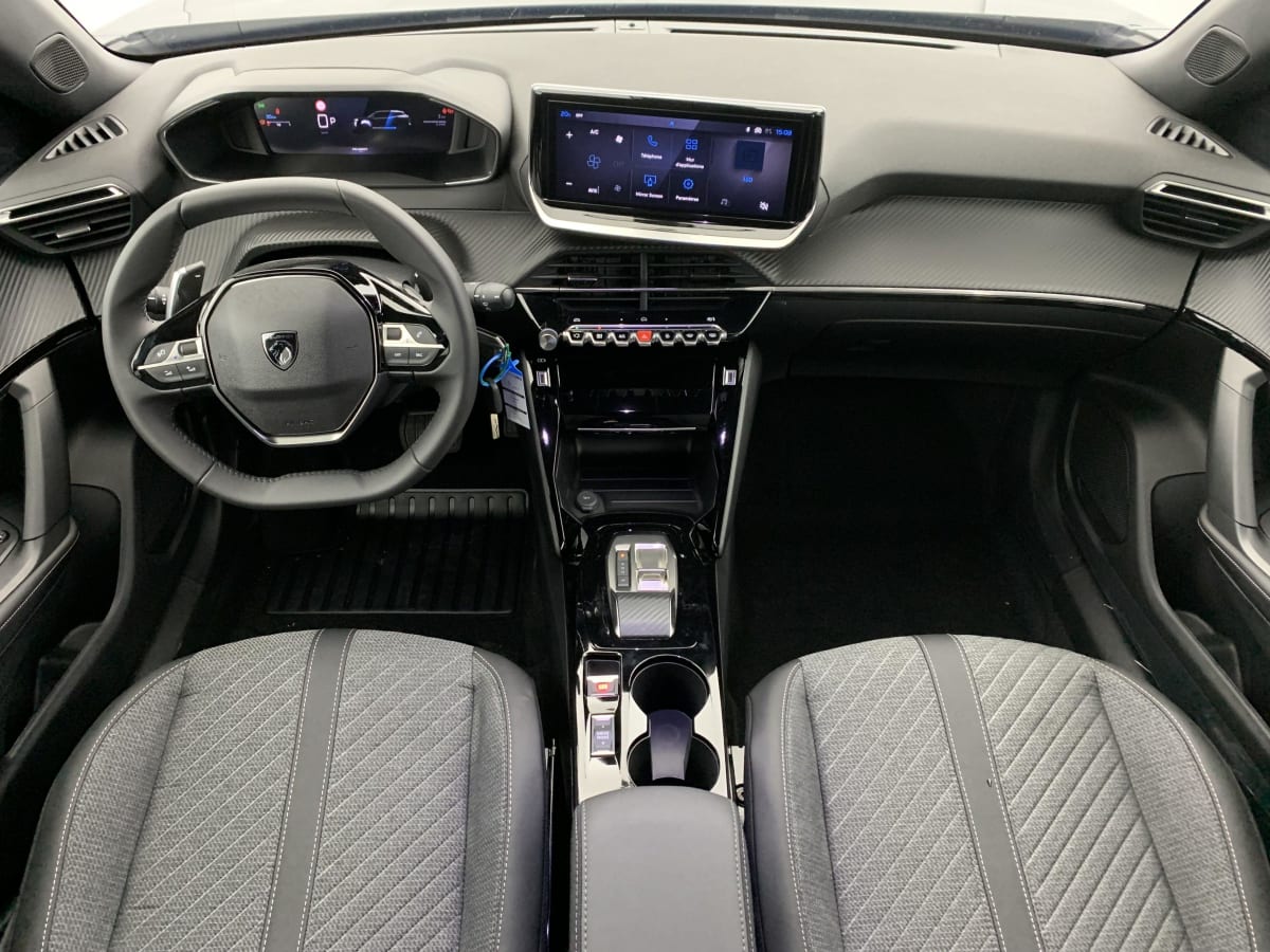 PEUGEOT 2008 NOUVEAU HYBRID 145 E-DCS6 ALLURE + Pack Vision & Drive Assist Plus