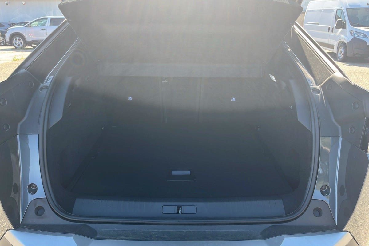 PEUGEOT 3008 Hybrid 145 e-DCS6 Allure + Sièges chauffants
