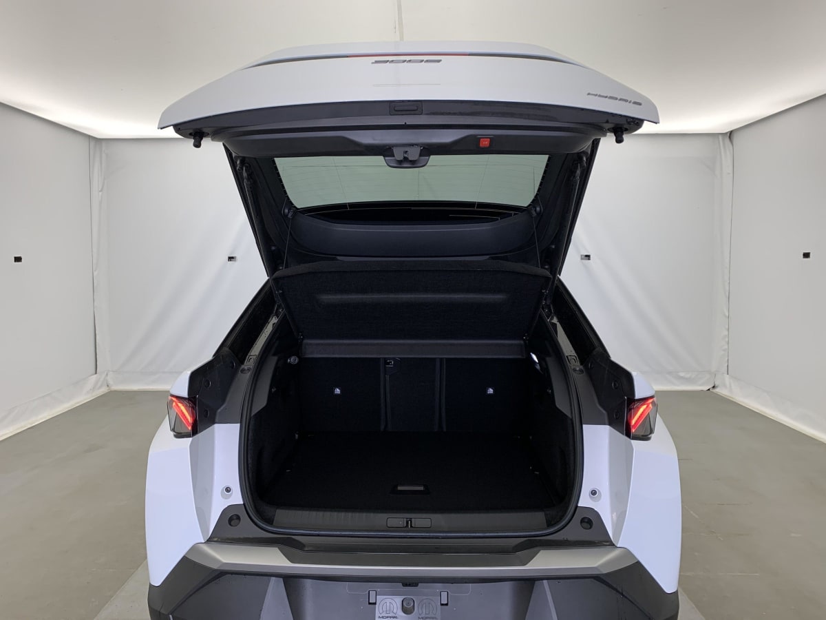 PEUGEOT 3008 Hybrid 145 e-DCS6 GT