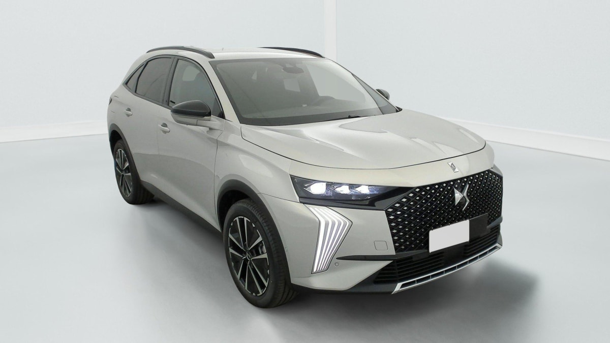 DS DS7 BlueHDi 130 EAT8 Pallas