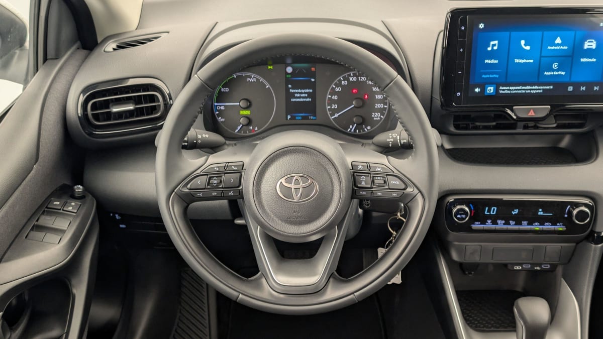 TOYOTA YARIS HYBRIDE 116h Dynamic