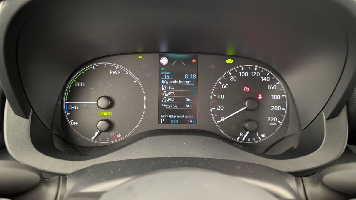TOYOTA YARIS HYBRIDE 116h Dynamic