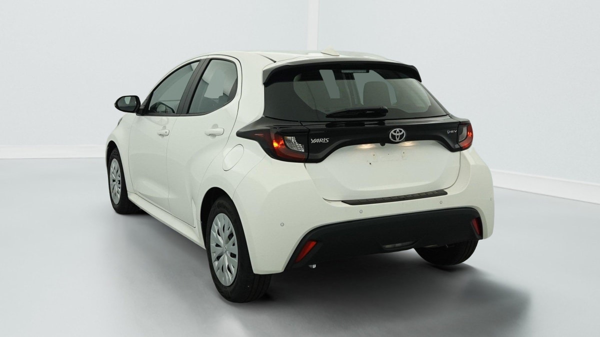 TOYOTA YARIS HYBRIDE 116h Dynamic