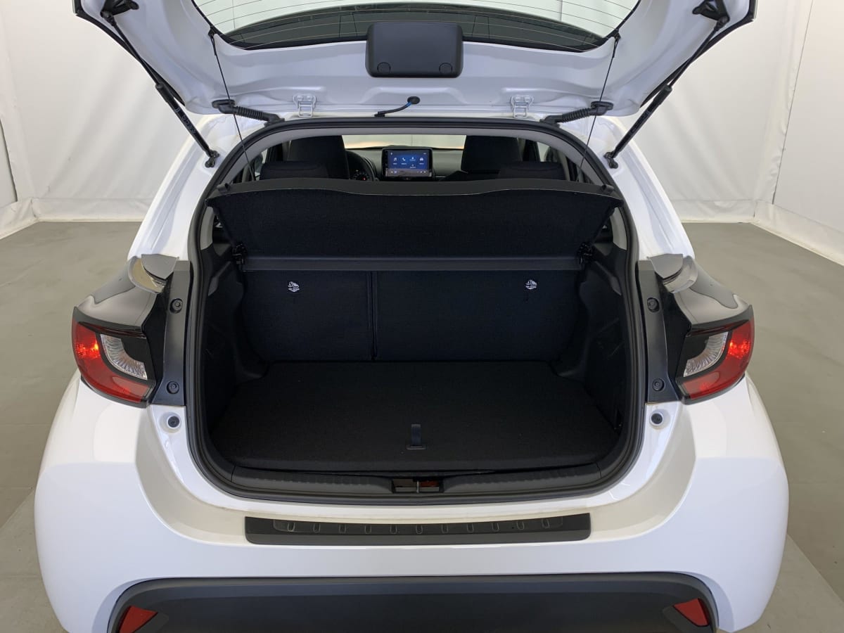 TOYOTA YARIS HYBRIDE 116h Dynamic + Caméra recul + Apple Carplay + Android Auto
