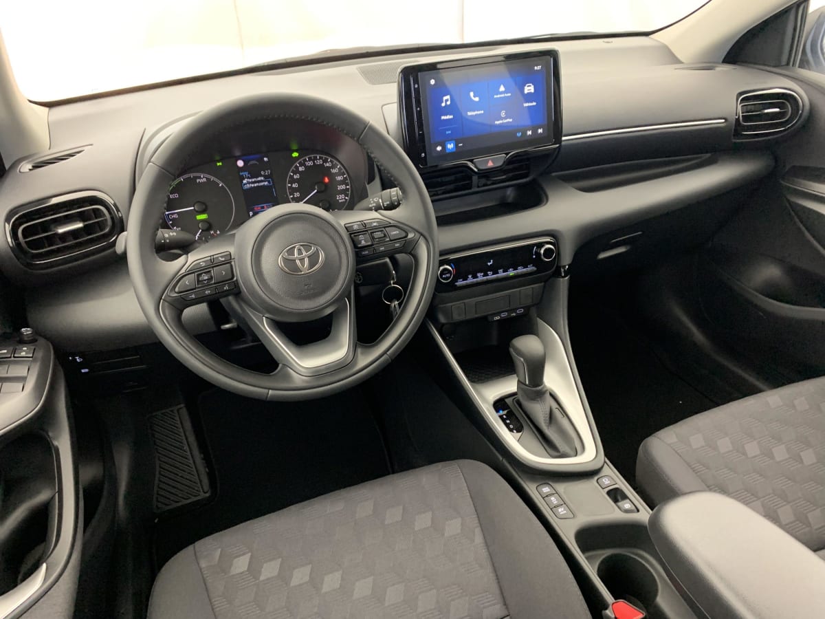 TOYOTA YARIS HYBRIDE 116h Dynamic + Caméra recul + Apple Carplay + Android Auto
