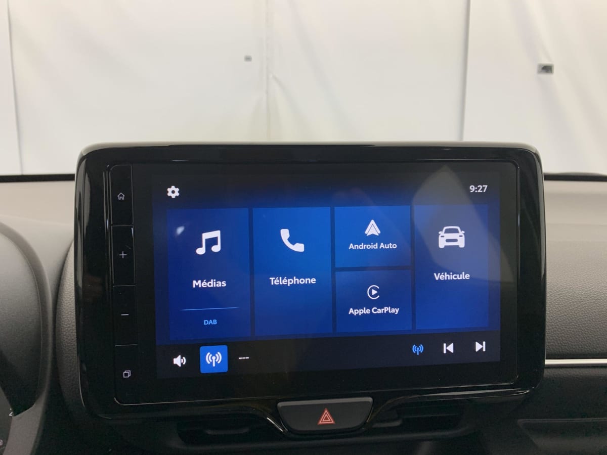 TOYOTA YARIS HYBRIDE 116h Dynamic + Caméra recul + Apple Carplay + Android Auto