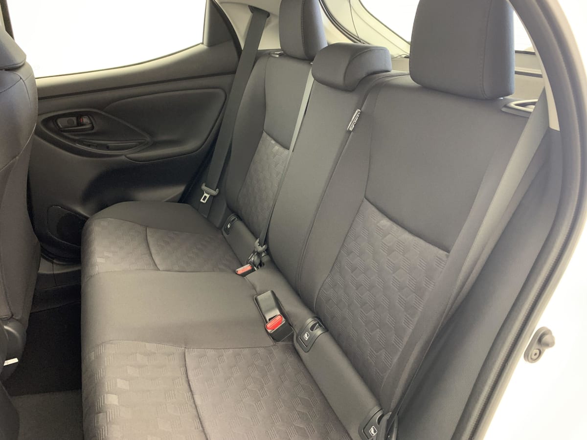 TOYOTA YARIS HYBRIDE 116h Dynamic + Caméra recul + Apple Carplay + Android Auto