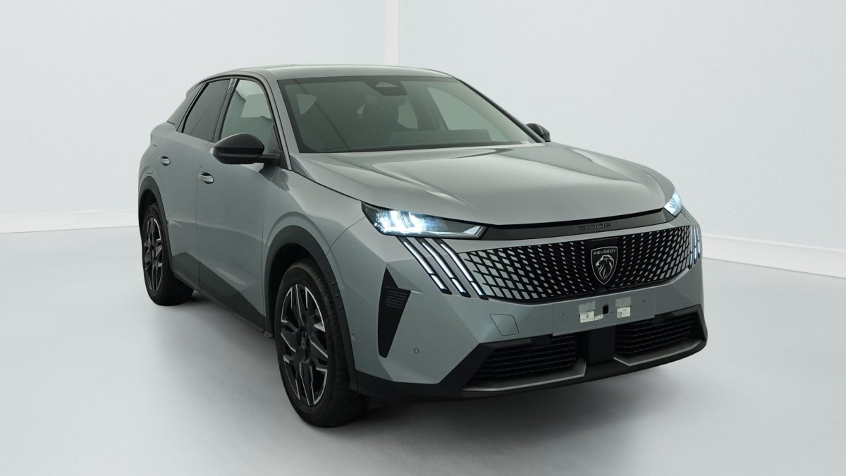 PEUGEOT 3008  HYBRID 136 E-DCS6 ALLURE