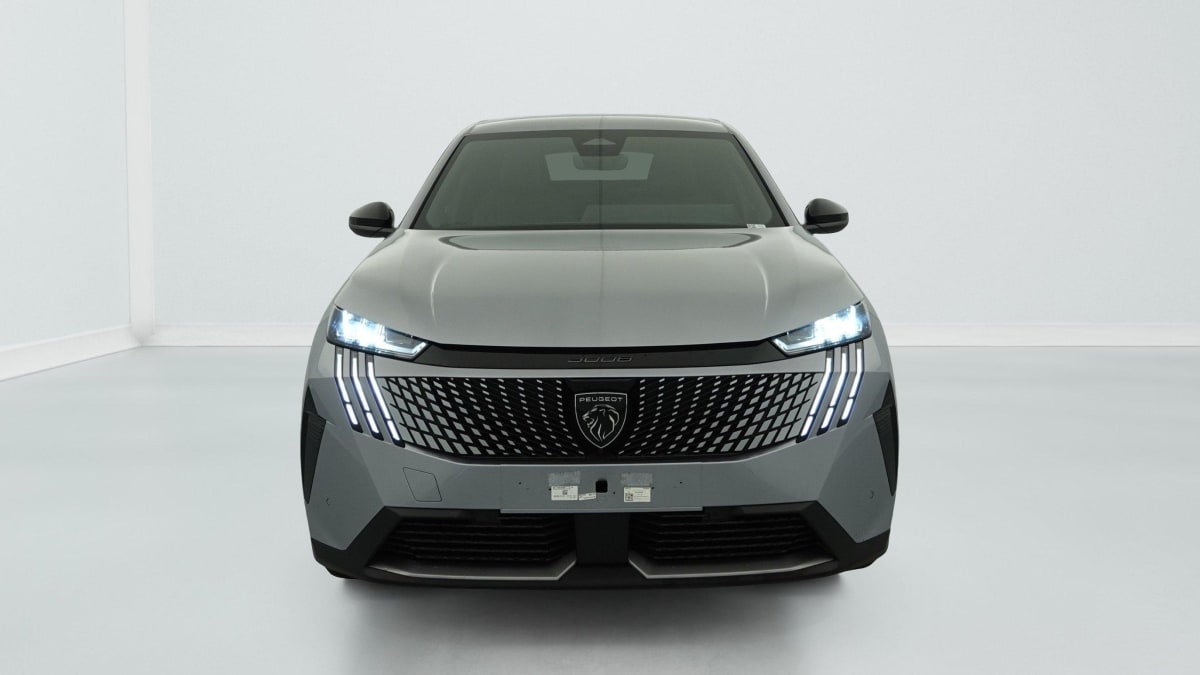 PEUGEOT 3008  HYBRID 136 E-DCS6 ALLURE