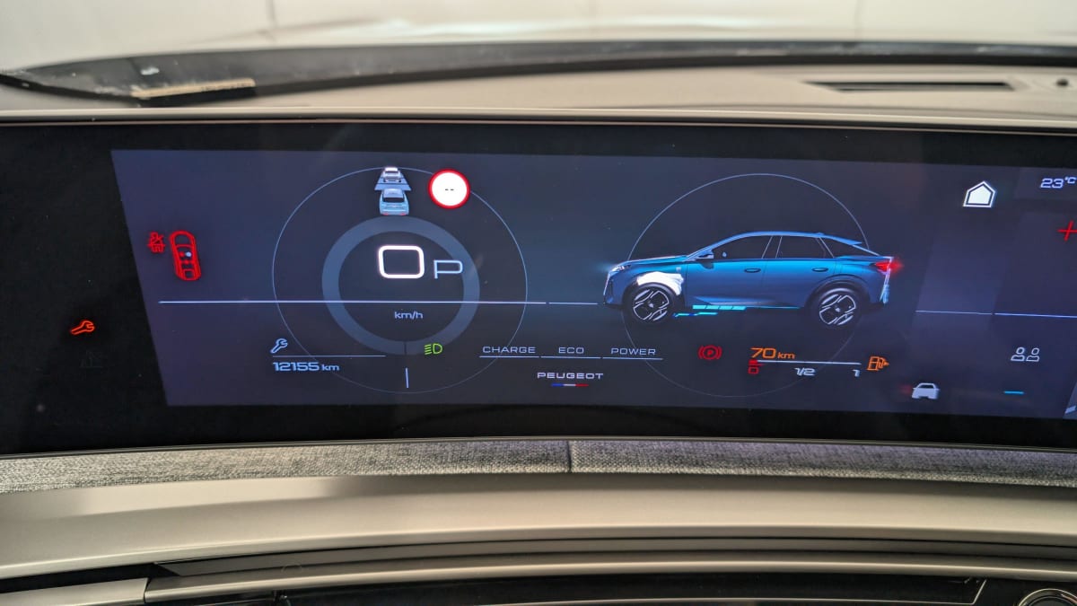PEUGEOT 3008  HYBRID 136 E-DCS6 ALLURE
