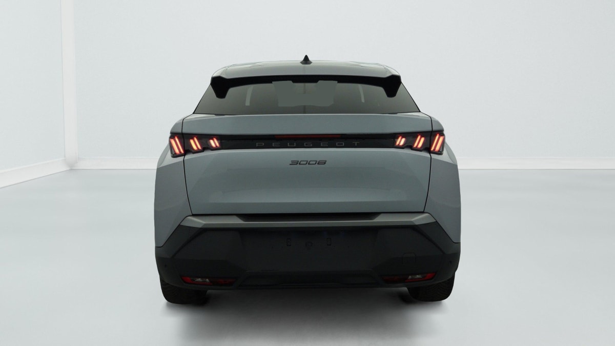 PEUGEOT 3008  HYBRID 136 E-DCS6 ALLURE