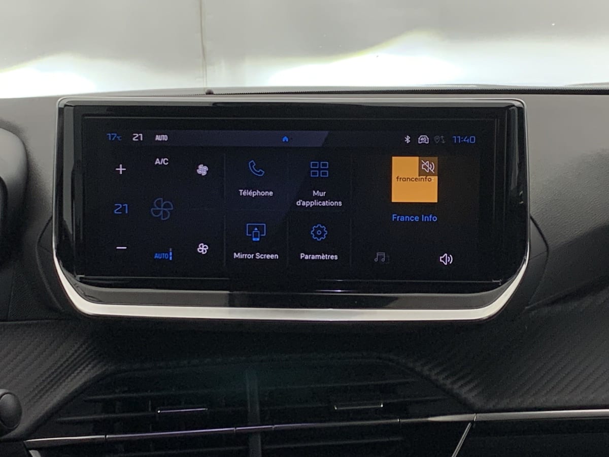 PEUGEOT 2008 Hybrid 145 e-DCS6 Allure