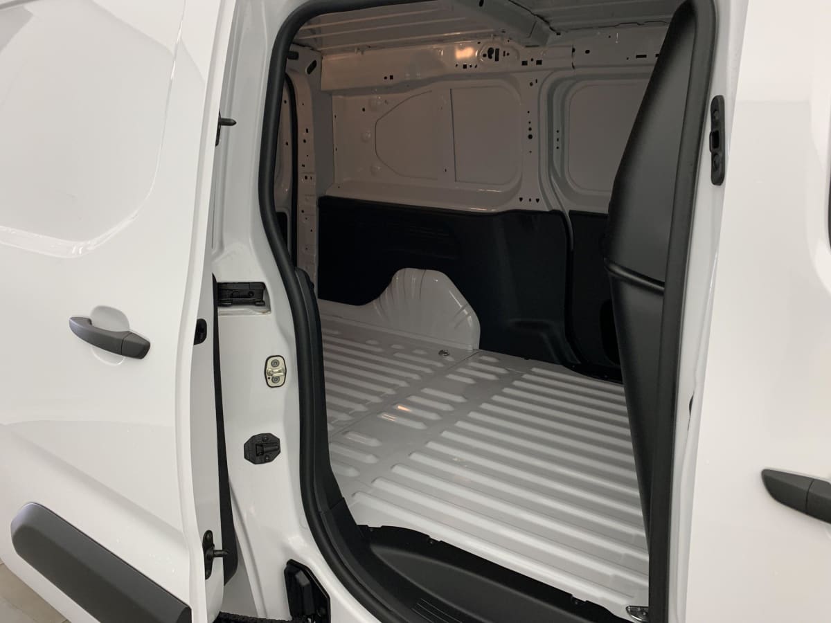 PEUGEOT PARTNER XL 950 KG BLUEHDI 100 S S BVM6