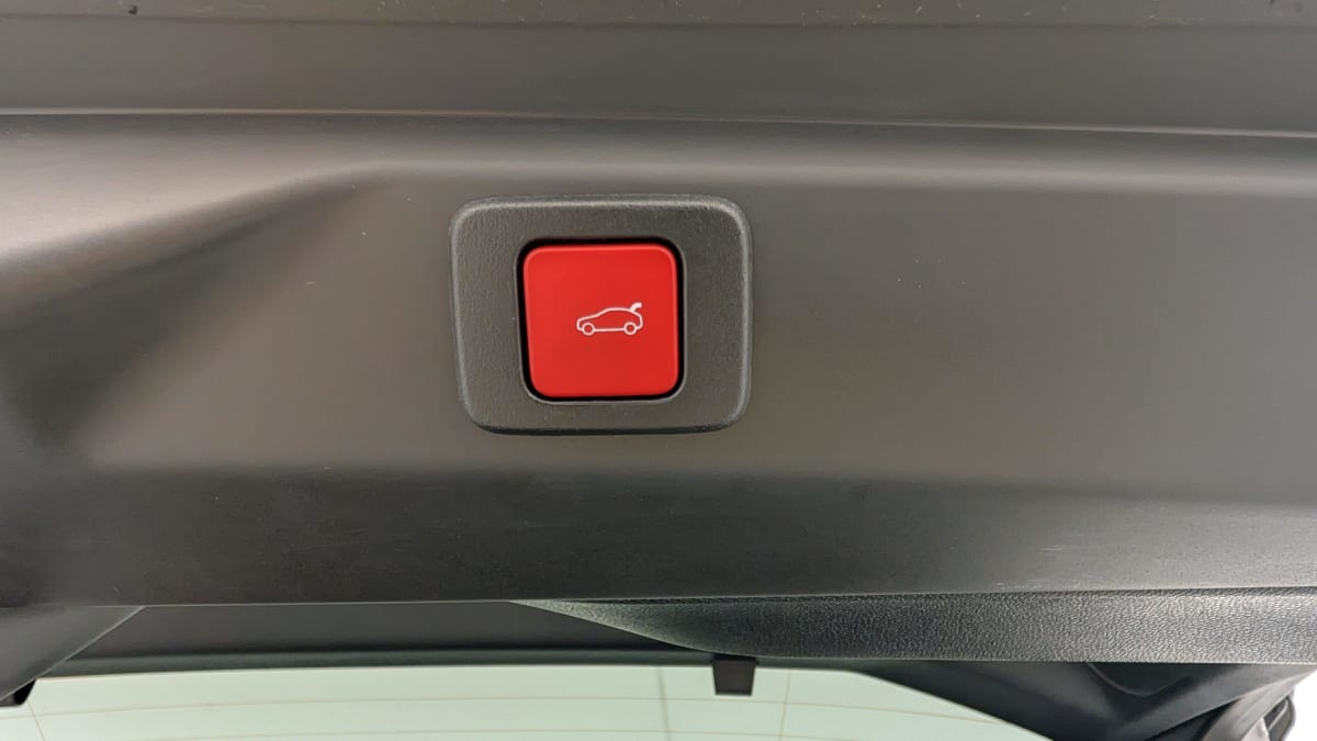 PEUGEOT 3008 Hybrid 145 e-DCS6 GT