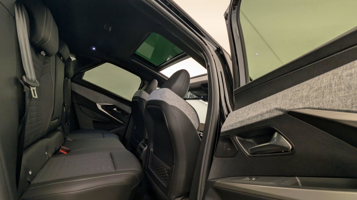 PEUGEOT 3008 Hybrid 145 e-DCS6 GT