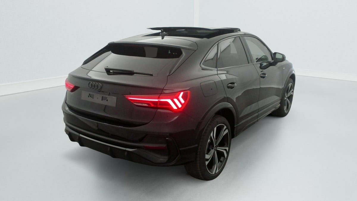 AUDI Q3 SPORTBACK 35 TDI 150 ch S tronic 7 S line