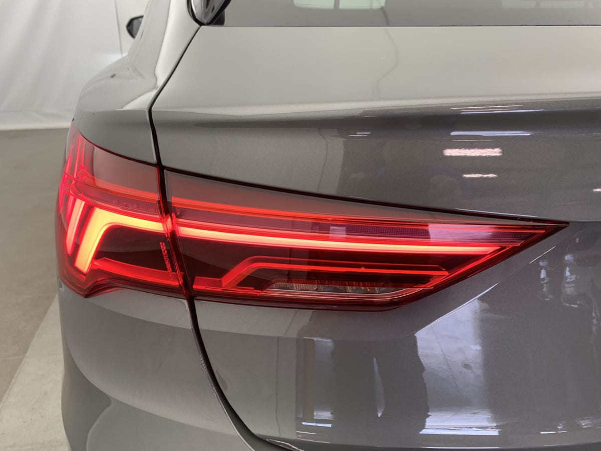AUDI Q3 SPORTBACK 35 TDI 150 ch S tronic 7 S line