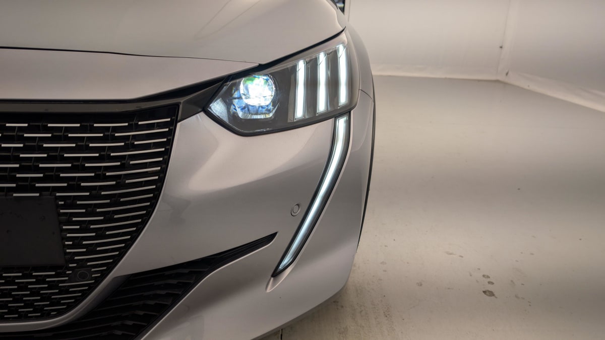 PEUGEOT 208 ELECTRIQUE 50 KWH 136CH GT