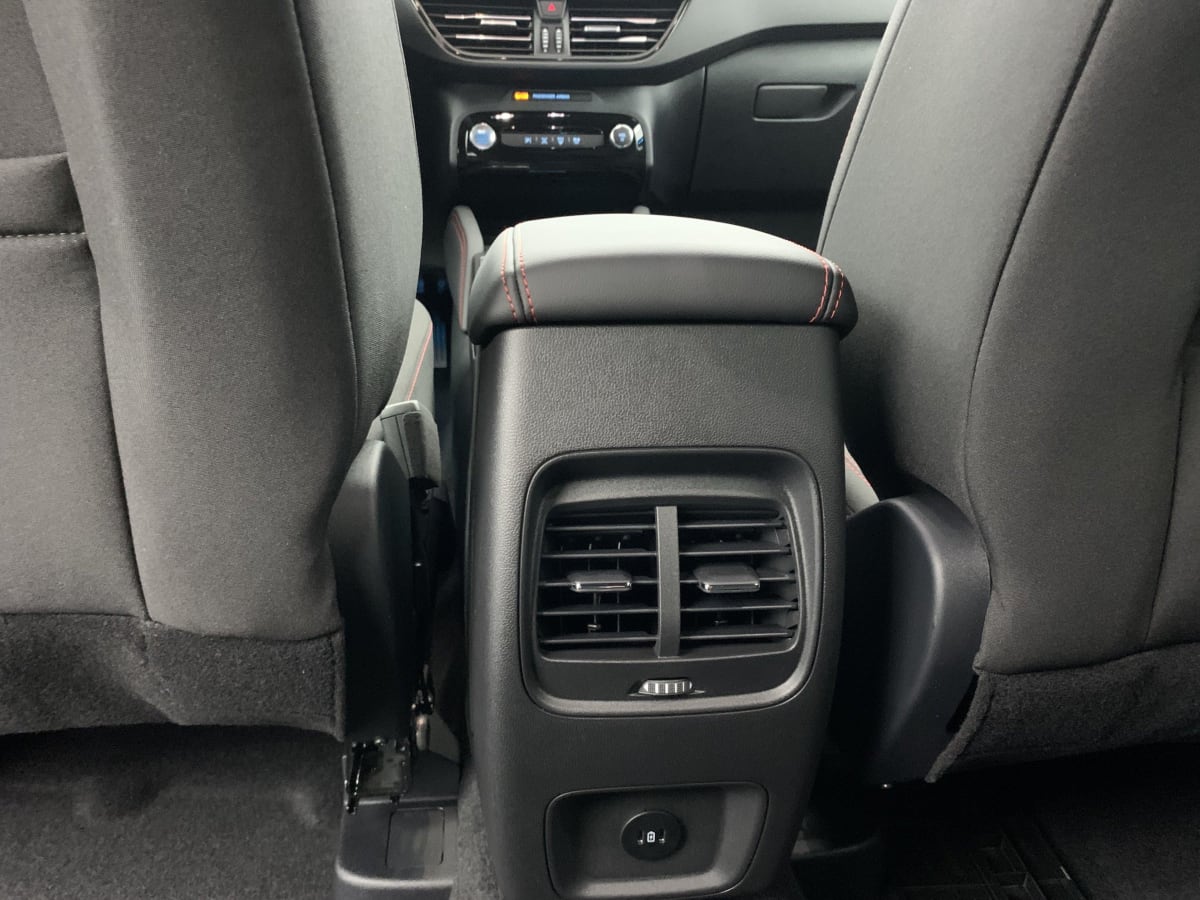 FORD KUGA 2.5 Duratec 243 ch PHEV Powershift ST-Line