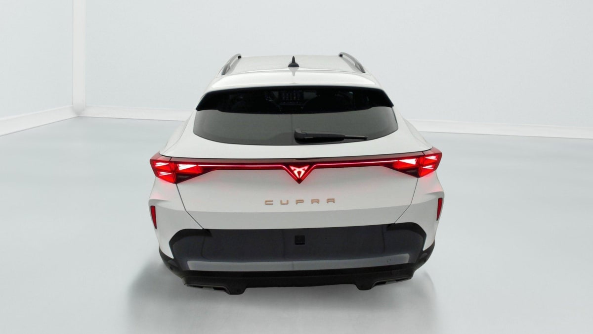 CUPRA FORMENTOR 1.5 ETSI HYBRID 150 CH DSG7 V